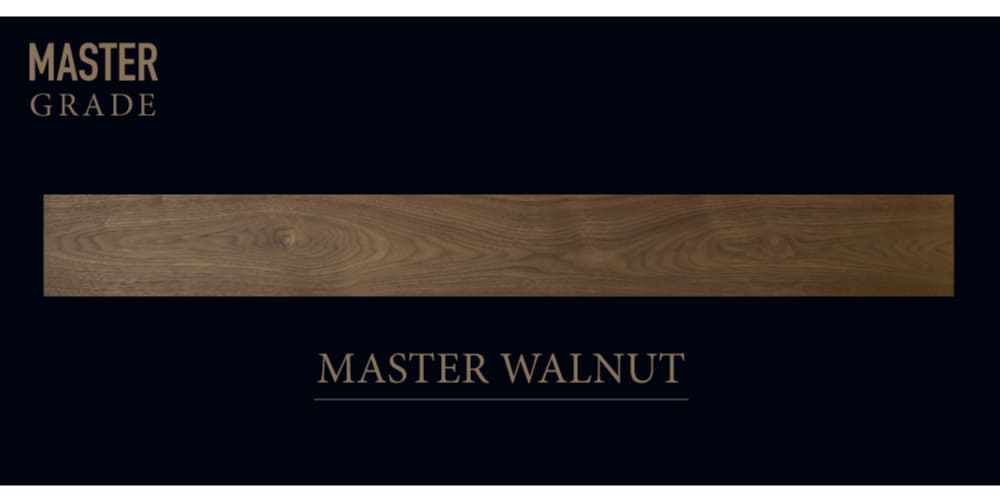 マスターウォールのために製材されたマスターウォールナット