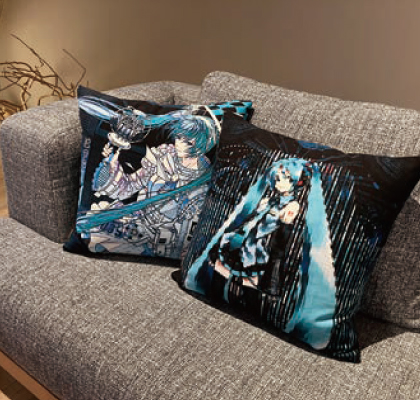 カンディハウス 「初音ミクアートチェア」 ― 村内美術館に展示