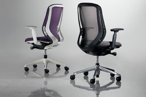 前傾機能付き「ワークチェア」特集