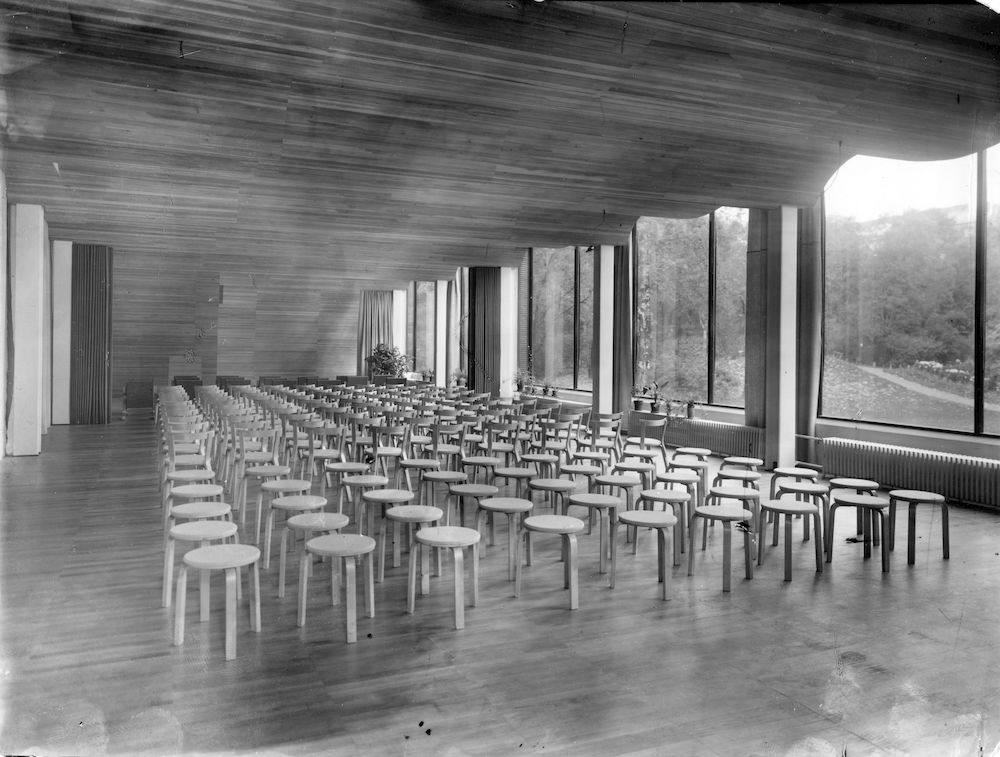 ヴィープリ市立図書館（Viipuri Library)